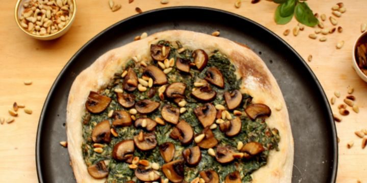 Spinat-Pilz-Pizza (vegan)