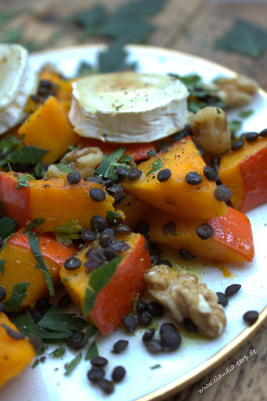 Kürbis-Linsen-Salat mit Ziegenkäse