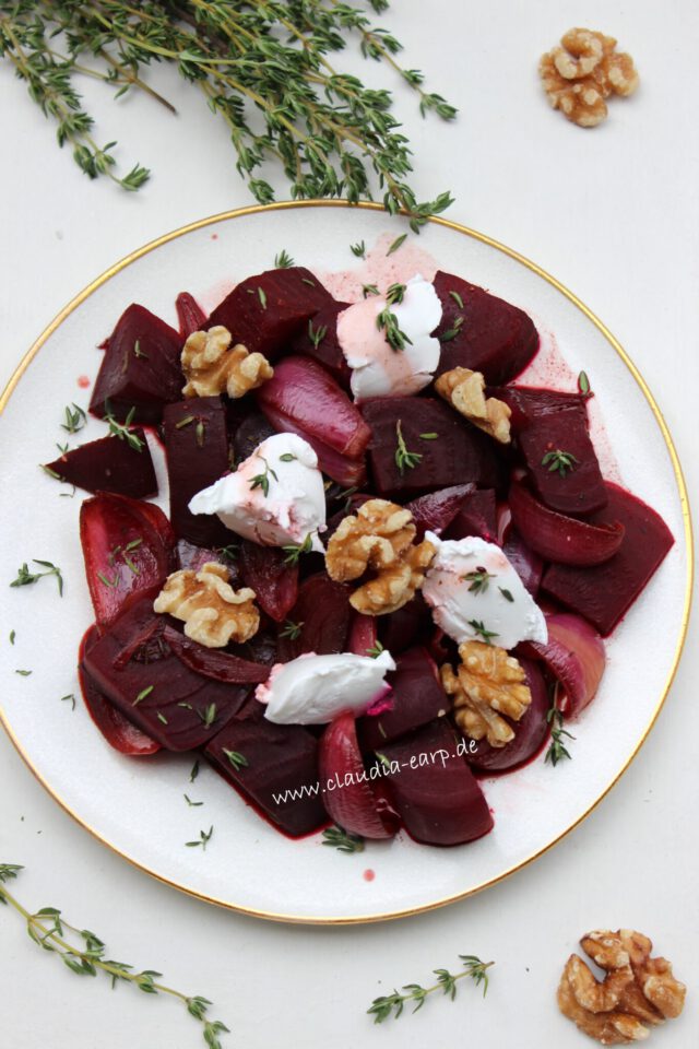 Rote-Bete-Salat mit Ziegenfrischkäse