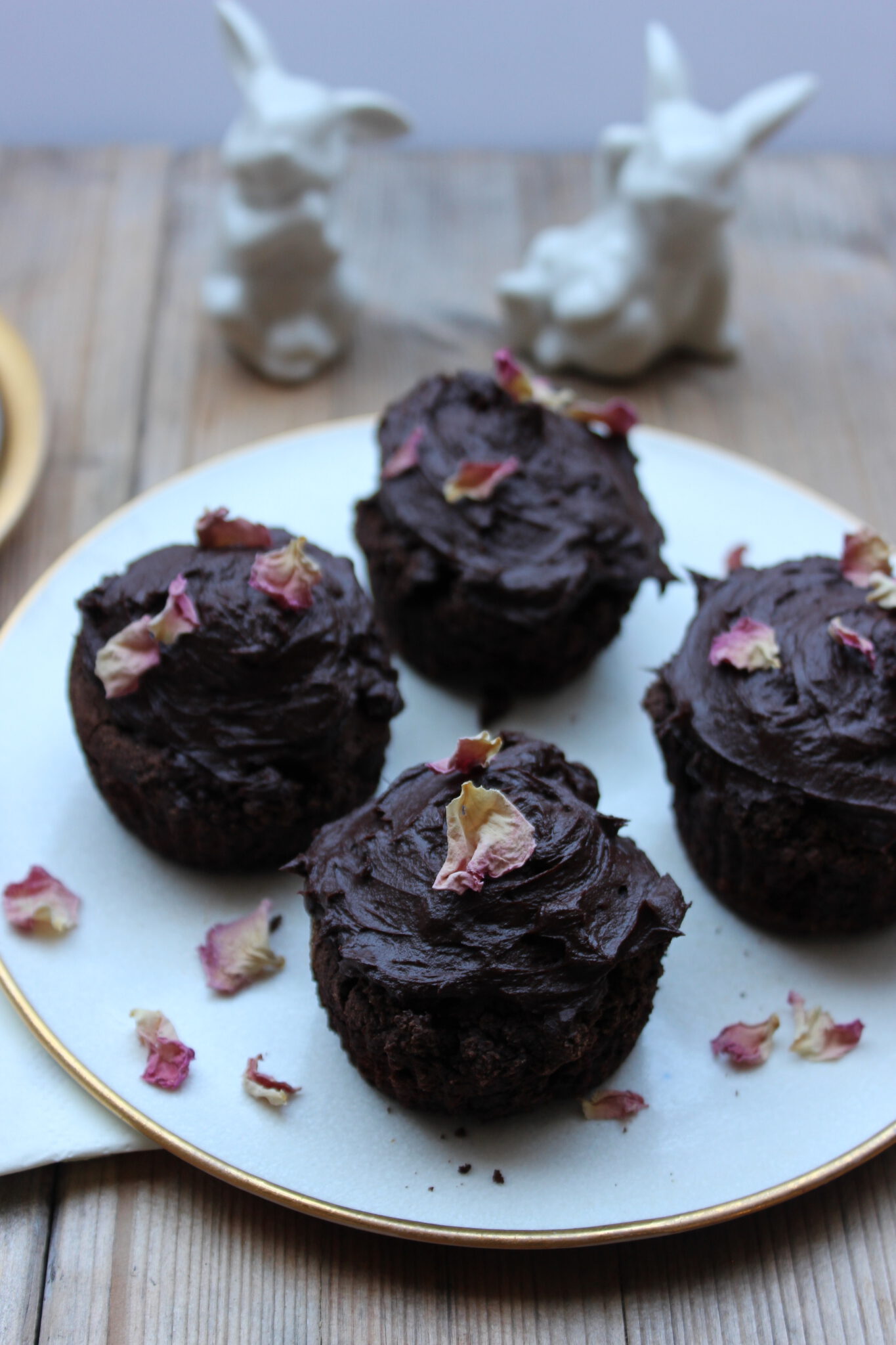 Vegane Schokoladen-Cupcakes mit Süßkartoffel Vegane Schokoladen-Cupcakes mit Süßkartoffel