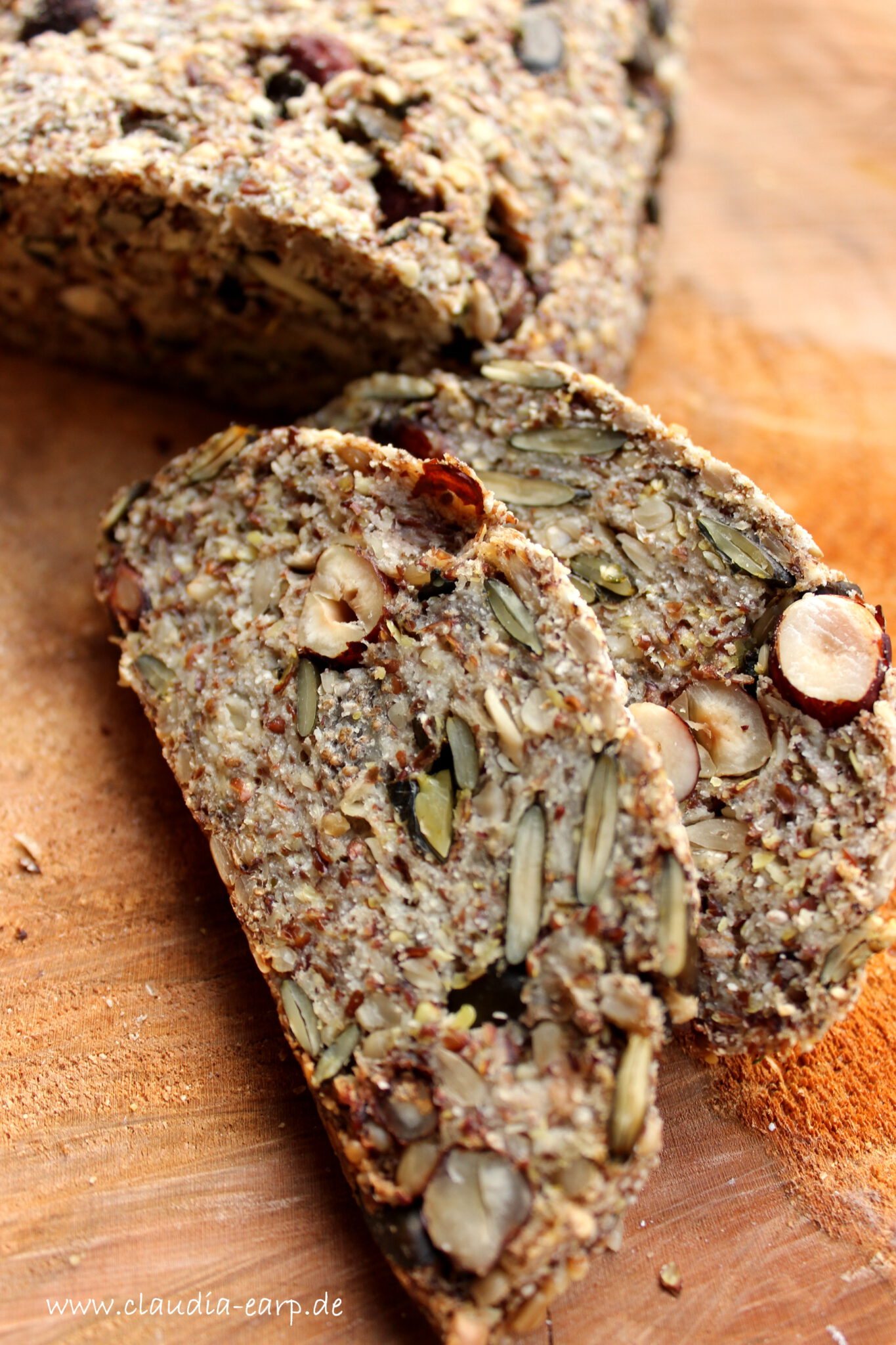 Einfaches glutenfreies Körnerbrot selber backen