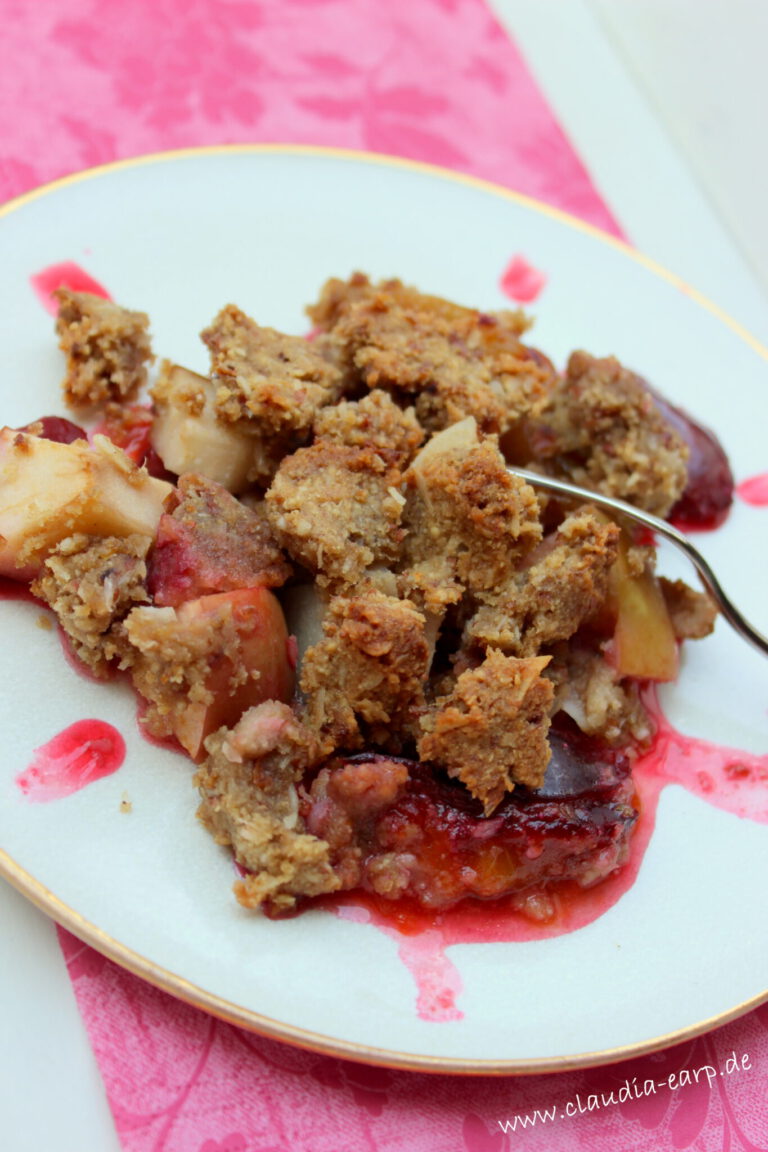 Glutenfrei: Spätsommerlicher Apfel-Birnen-Pflaumen-Crumble